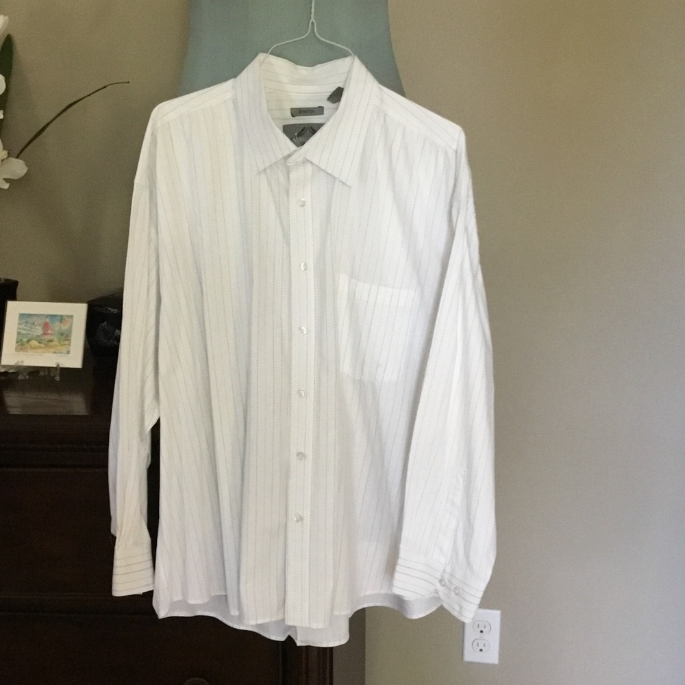 Bruno-EUC-Mens Refined White Striped Dress Shirt